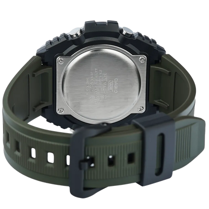 Casio Green/Silver Men's 100m Digital-Analog Sports Watch MWQ-100-3A